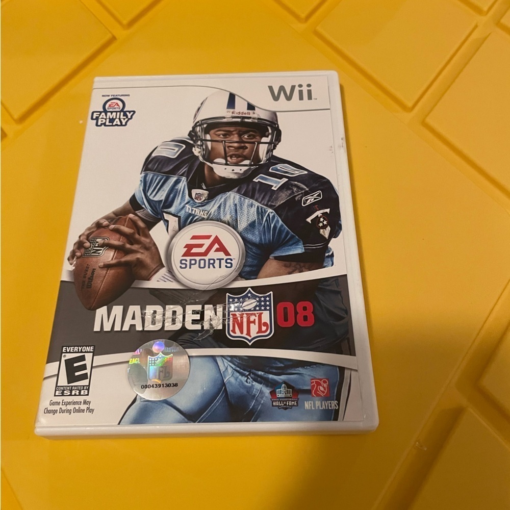 Nintendo Wii Madden ‘08 And ‘13 Video Games With Both manuals! - Picture 4 of 6
